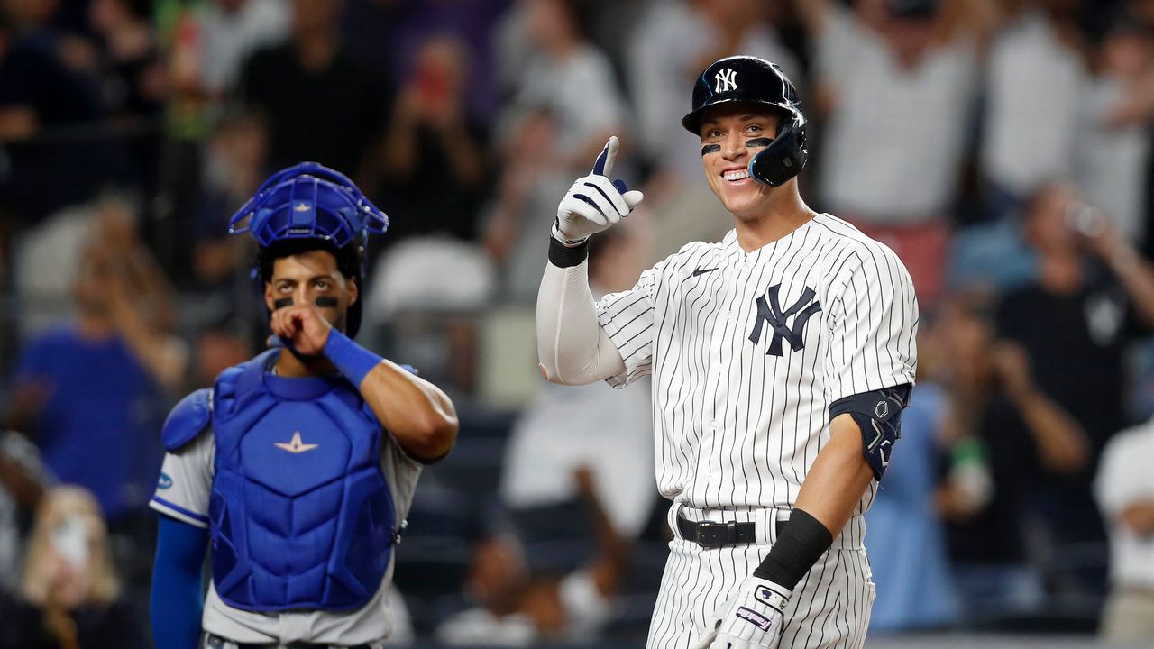 aaron judge mariners hat