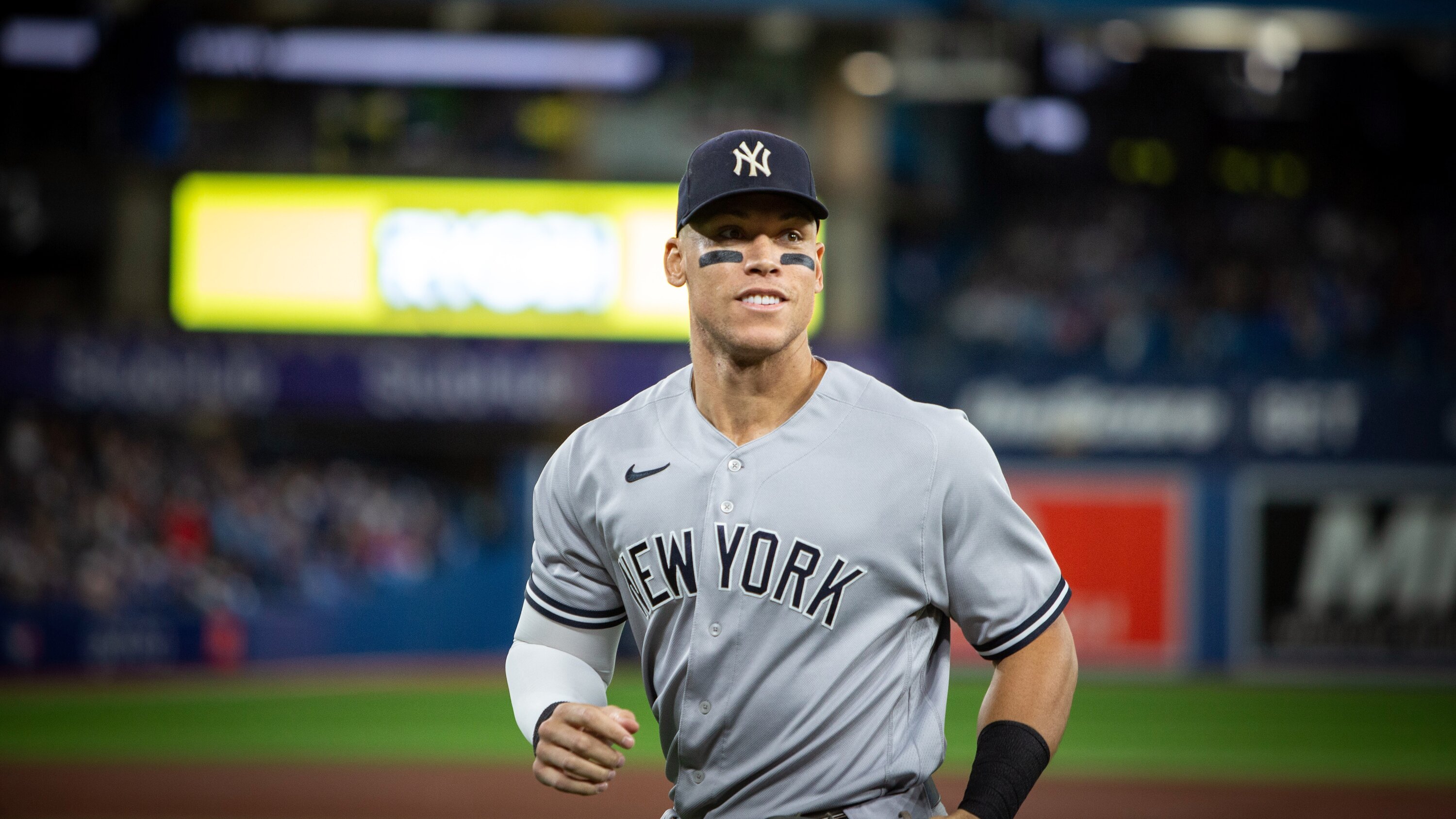 aaron judge signed