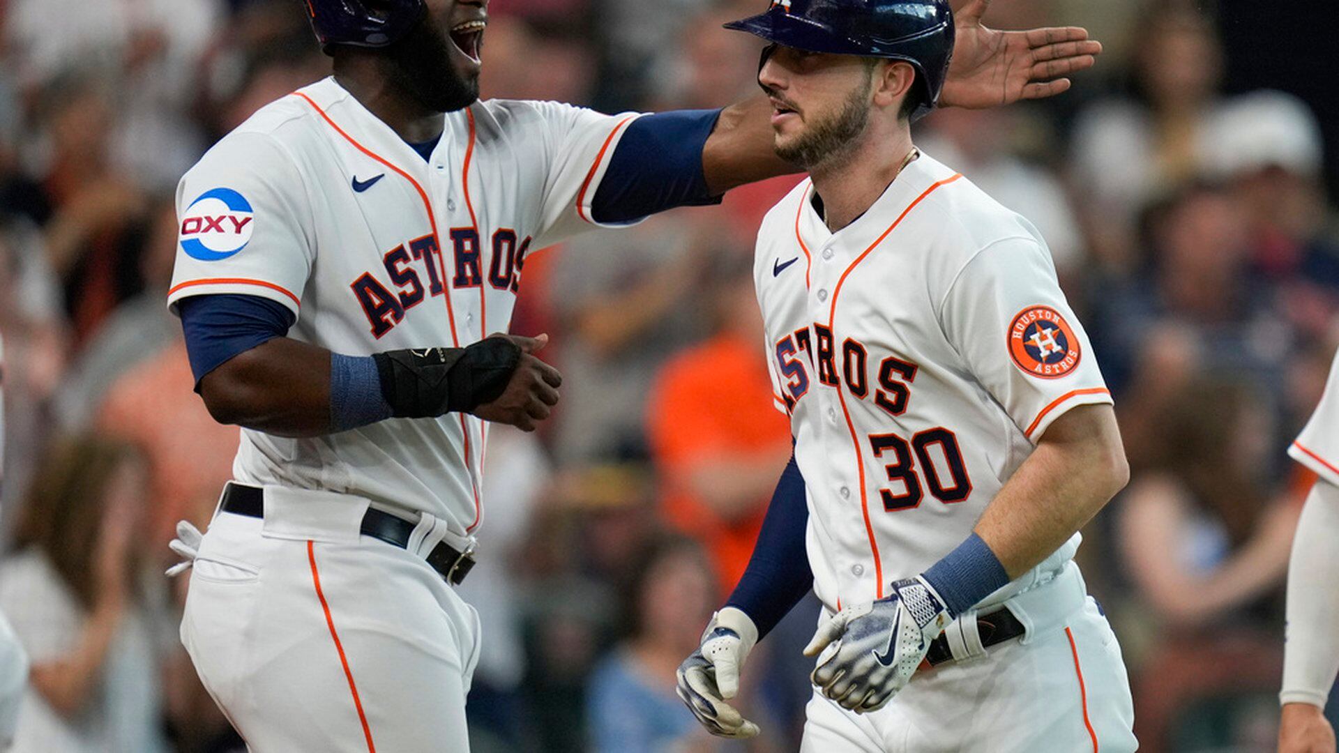 baseball player yordan alvarez wallpaper